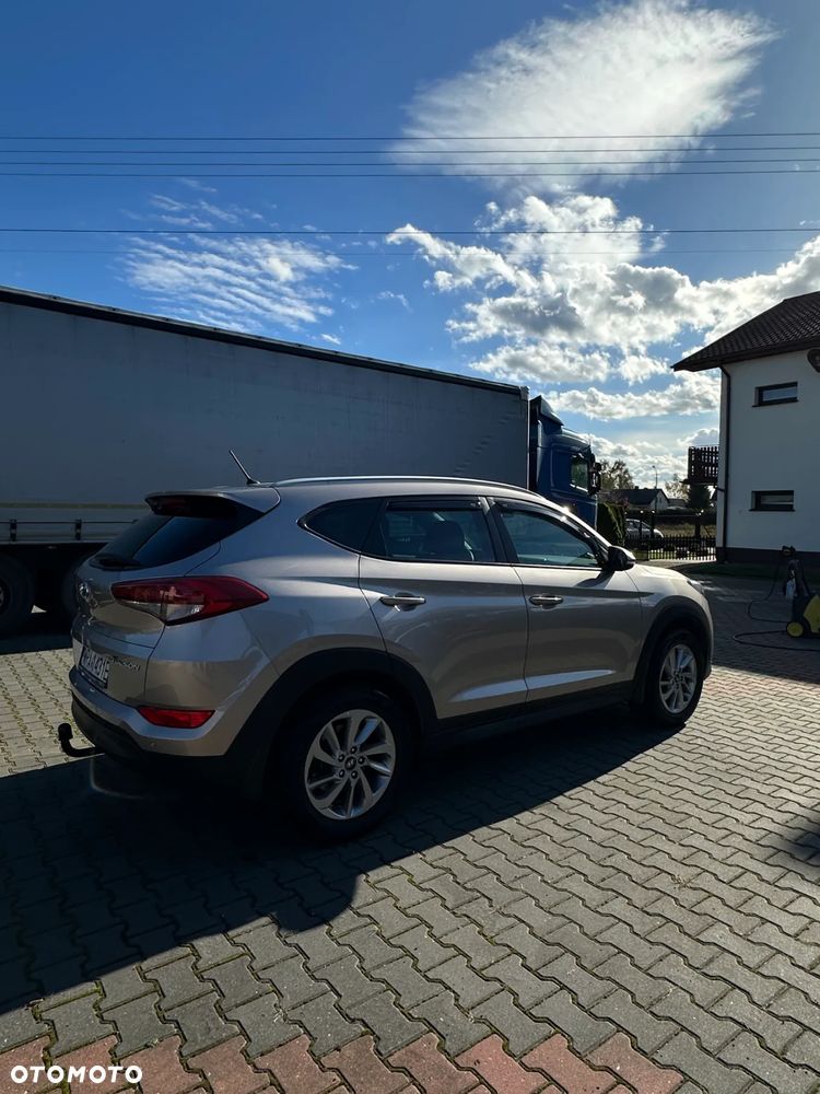 Hyundai Tucson 1.7 CRDI BlueDrive Comfort 2WD - 7