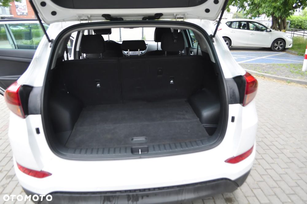 Hyundai Tucson blue 1.7 CRDi 2WD Style - 15
