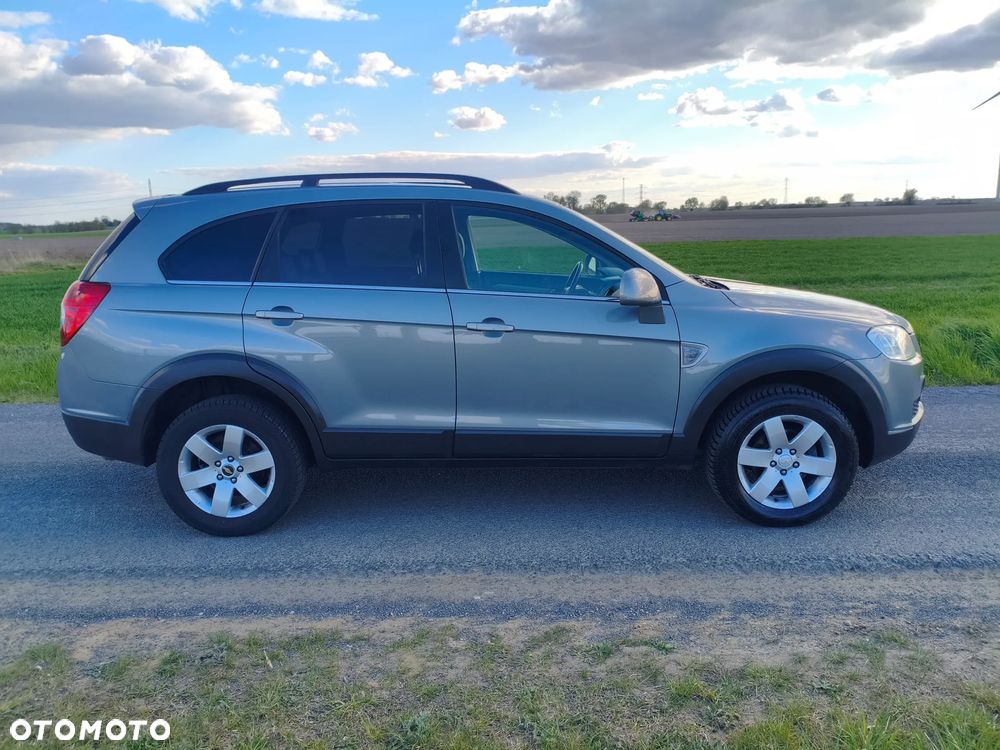Chevrolet Captiva 2.4 2WD 7 Sitzer LS - 5
