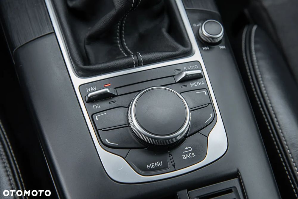 Audi S3 Sportback 2.0 TFSI Quattro - 25