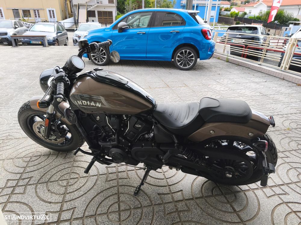 Indian Scout Bobber Limited Tech - 6