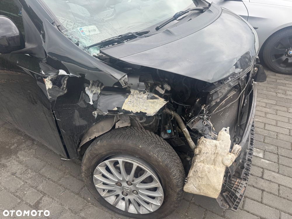 Toyota iQ 1.0 Sol - 4