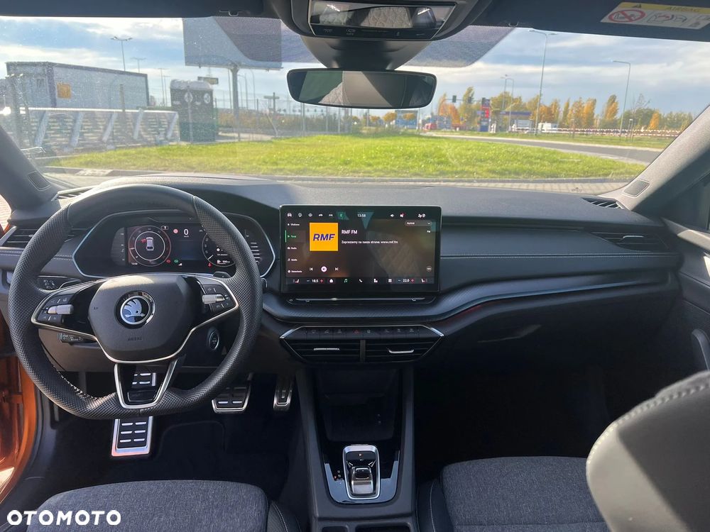 Skoda Octavia 2.0 TDI Sportline DSG - 16