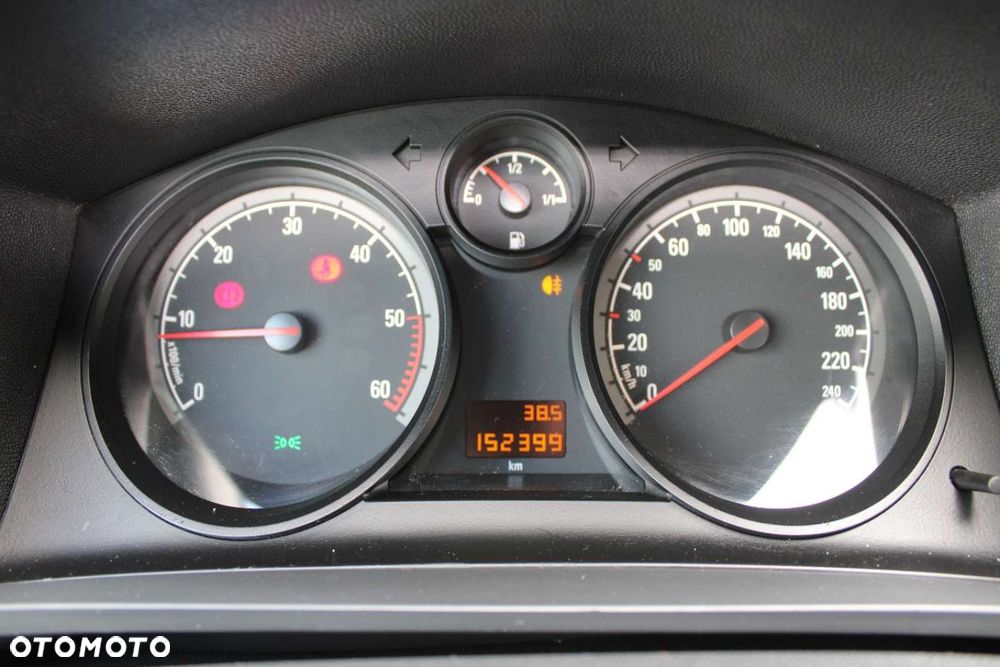 Opel Zafira - 26