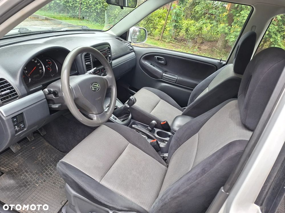 Suzuki Grand Vitara 1.6 Comfort Limited - 20