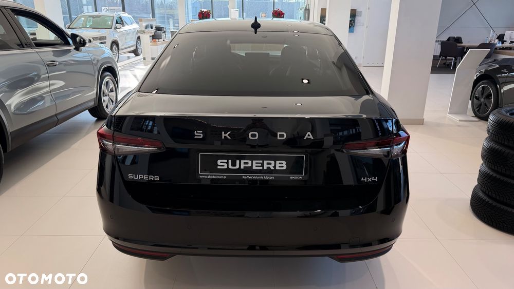 Skoda Superb 2.0 TSI 4x4 Edition 130 DSG - 8