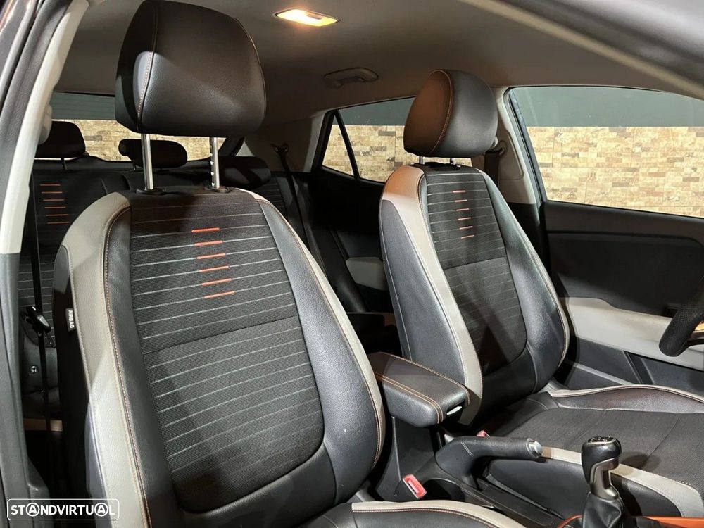 Kia Stonic - 12
