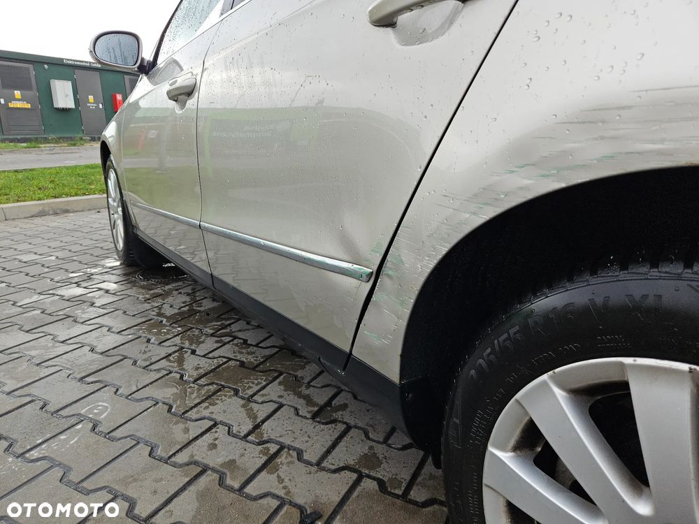 Volkswagen Passat 2.0 TDI Comfortline - 8