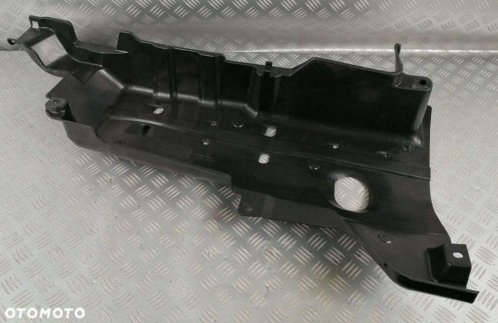77765-08030 osłona płyta podwozia Toyota Sienna