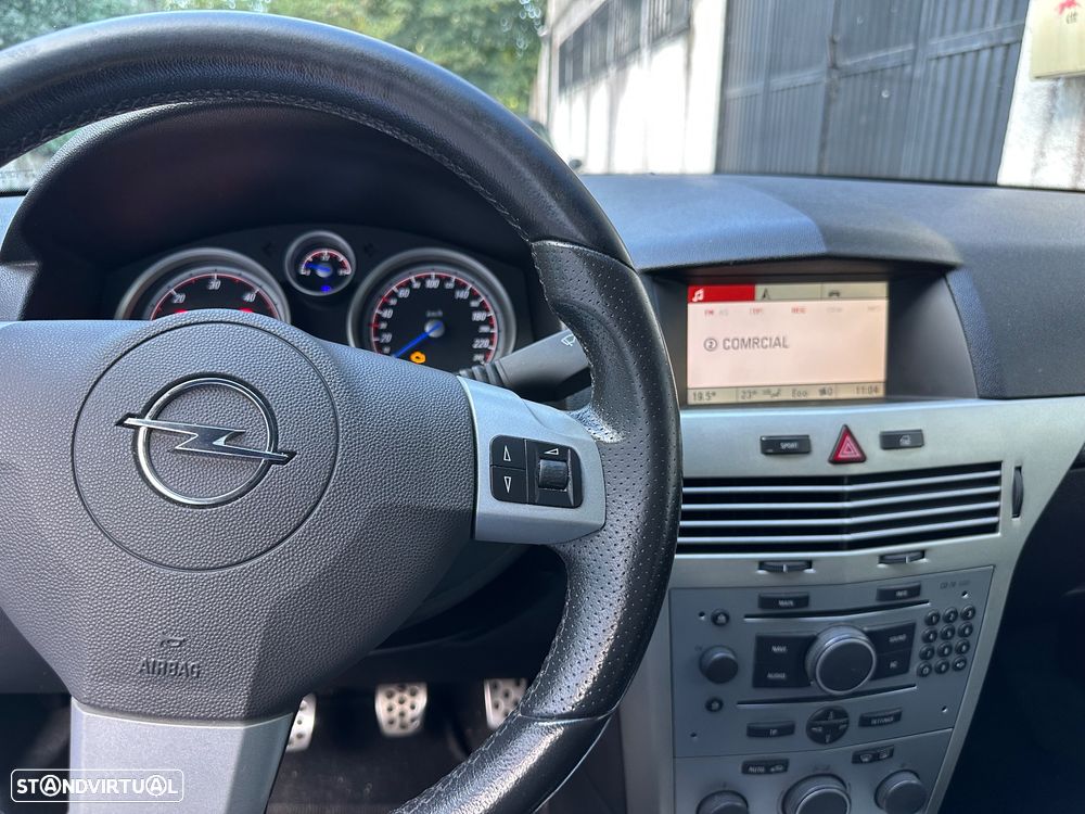 Opel Astra GTC 1.7 CDTi - 1
