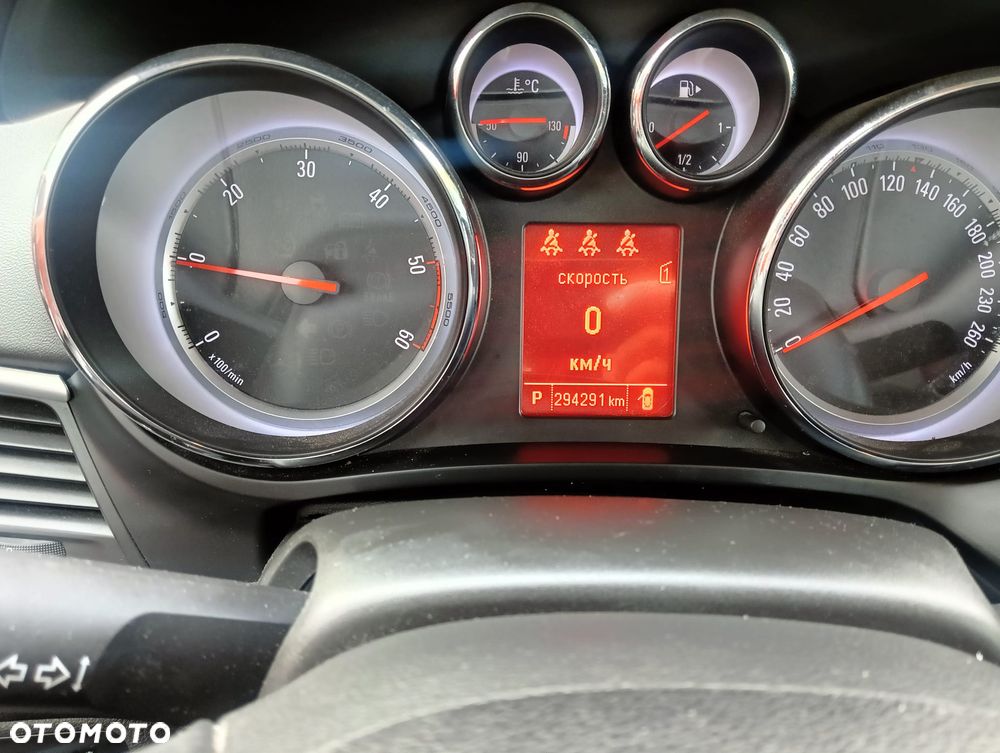 Opel Zafira 2012 photo 2