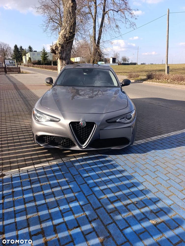 Alfa Romeo Giulia 2.0 Turbo 16V AT8 Veloce - 2