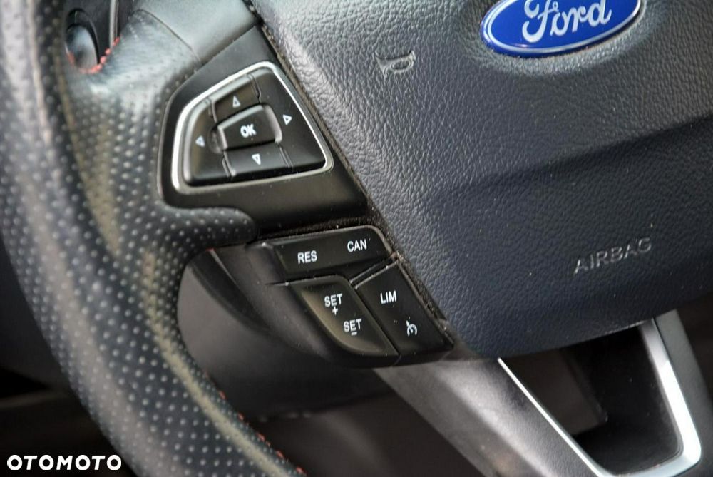 Ford Kuga 2.0 TDCi 4x4 ST-Line - 25