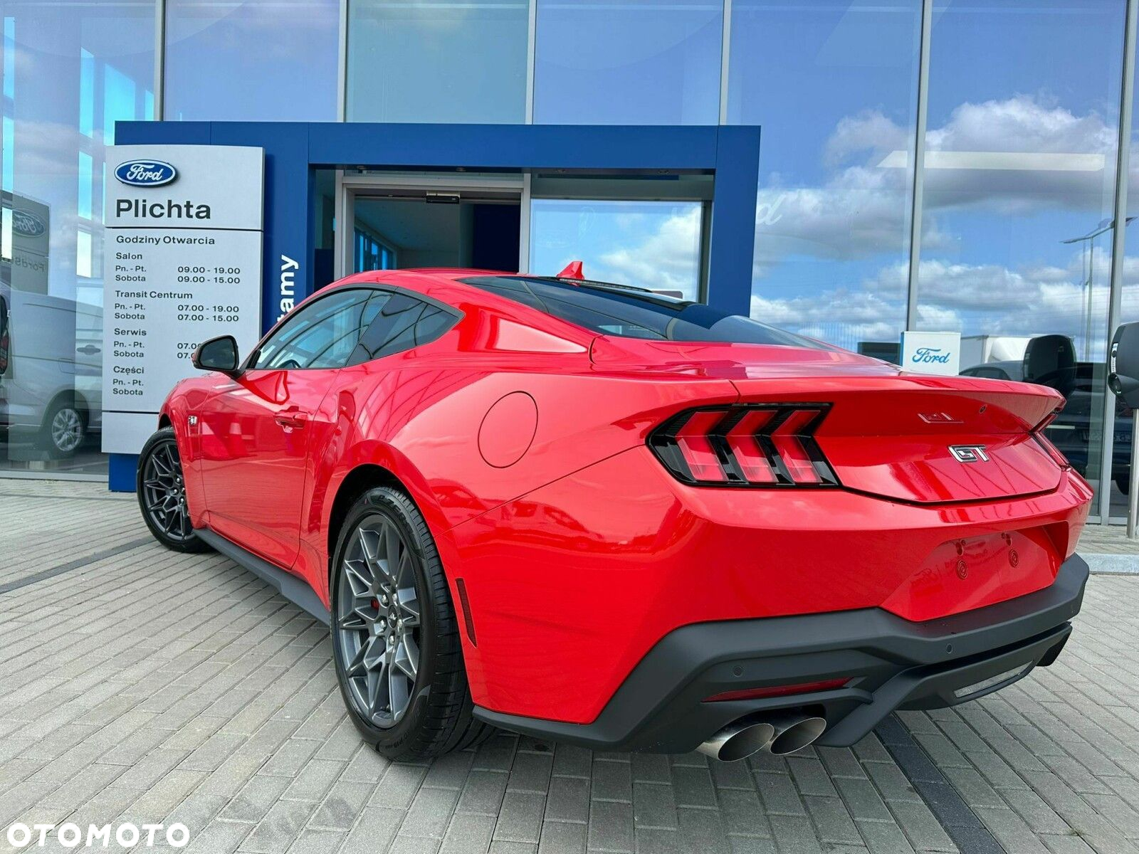 Ford Mustang - 3