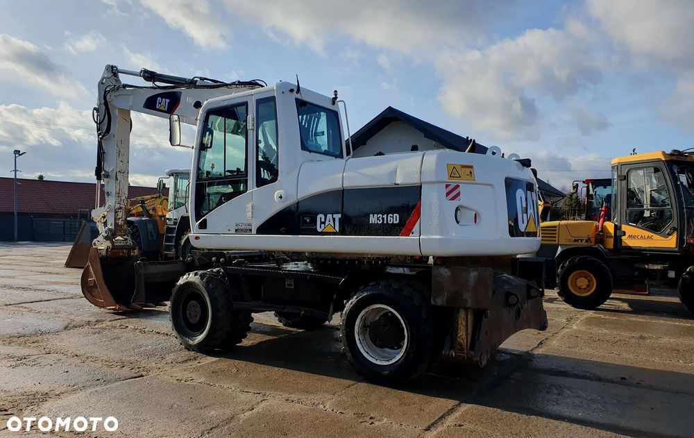 Caterpillar M316D - 3