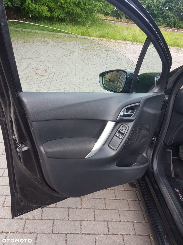 Citroën C3 VTi 95 Exclusive - 10