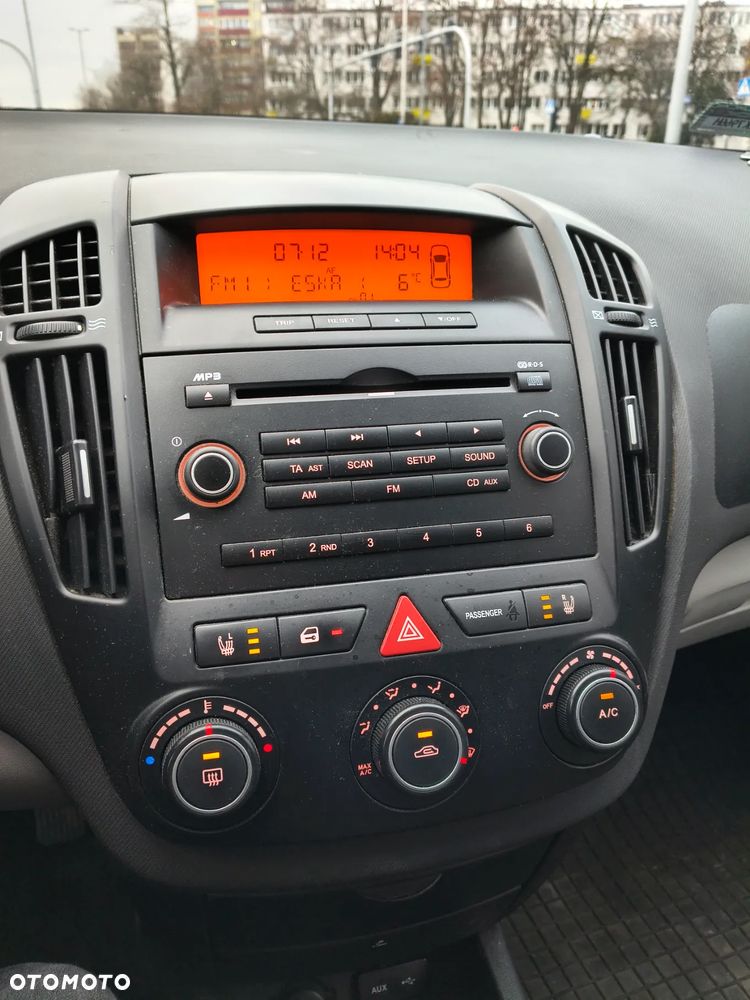 Kia Ceed 1.4 CVVT EX - 9