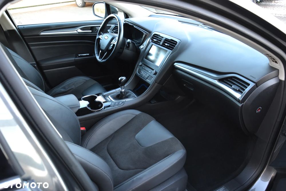 Ford Mondeo 2.0 TDCi STart-Stopp Titanium - 28