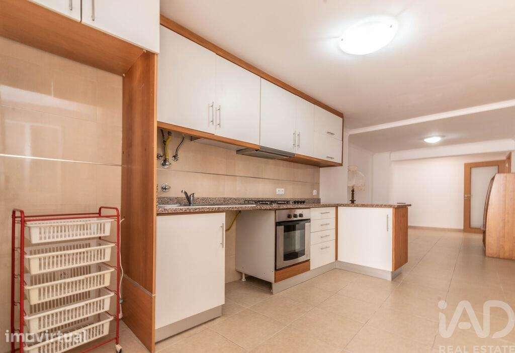 Moradia térrea T3 em Marinha Grande de 89 m2 - Grande imagem: 3/16
