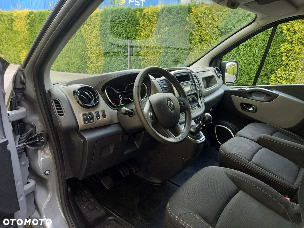 Renault Trafic - 24