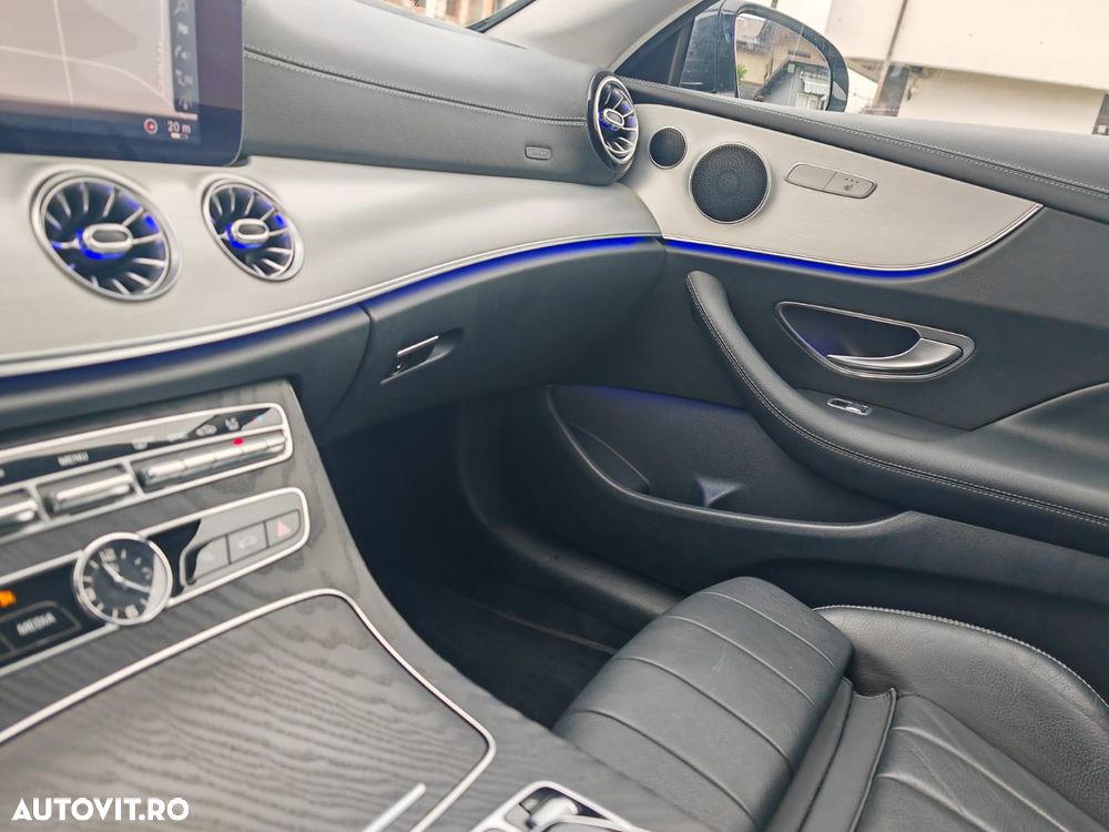 Mercedes-Benz E - 15