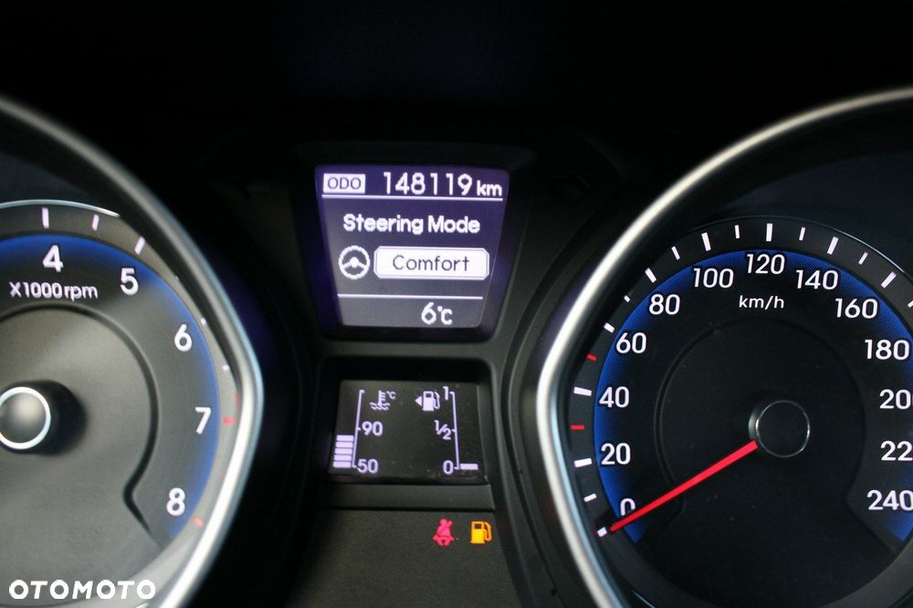 Hyundai i30 1.4 YES - 26