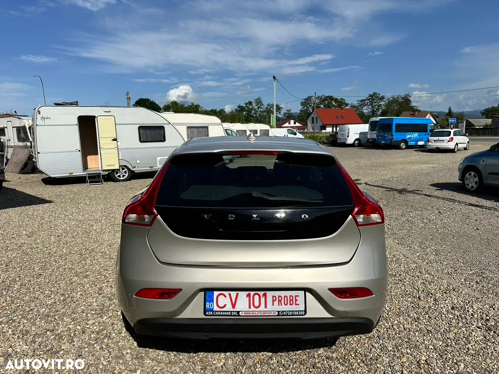Volvo V40 D2 DRIVe Momentum - 7