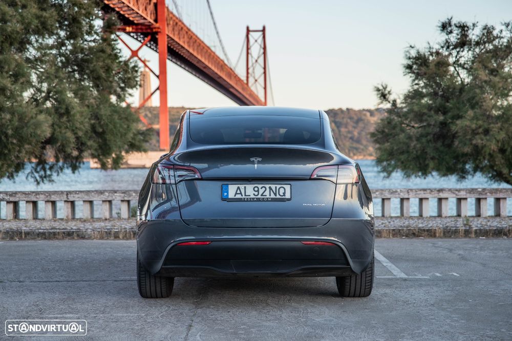 Tesla Model Y Long Range Tração Integral - 3