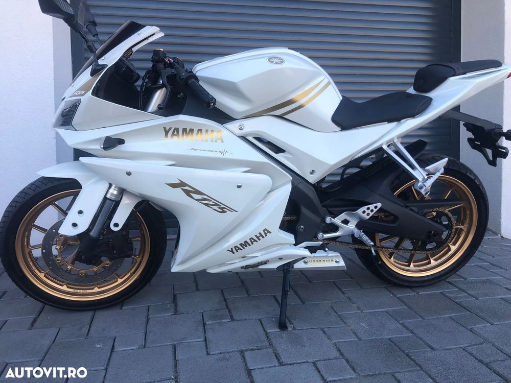 Yamaha YZF-R 125 - 2