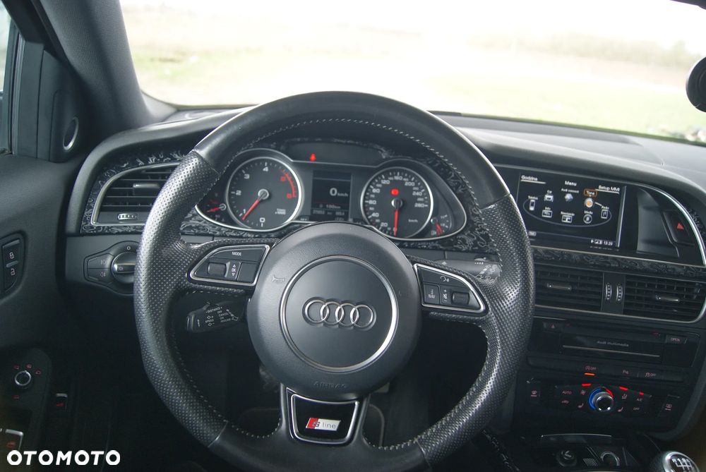 Audi A4 Avant 2.0 TDI DPF clean diesel quattro S line Sportpaket - 34