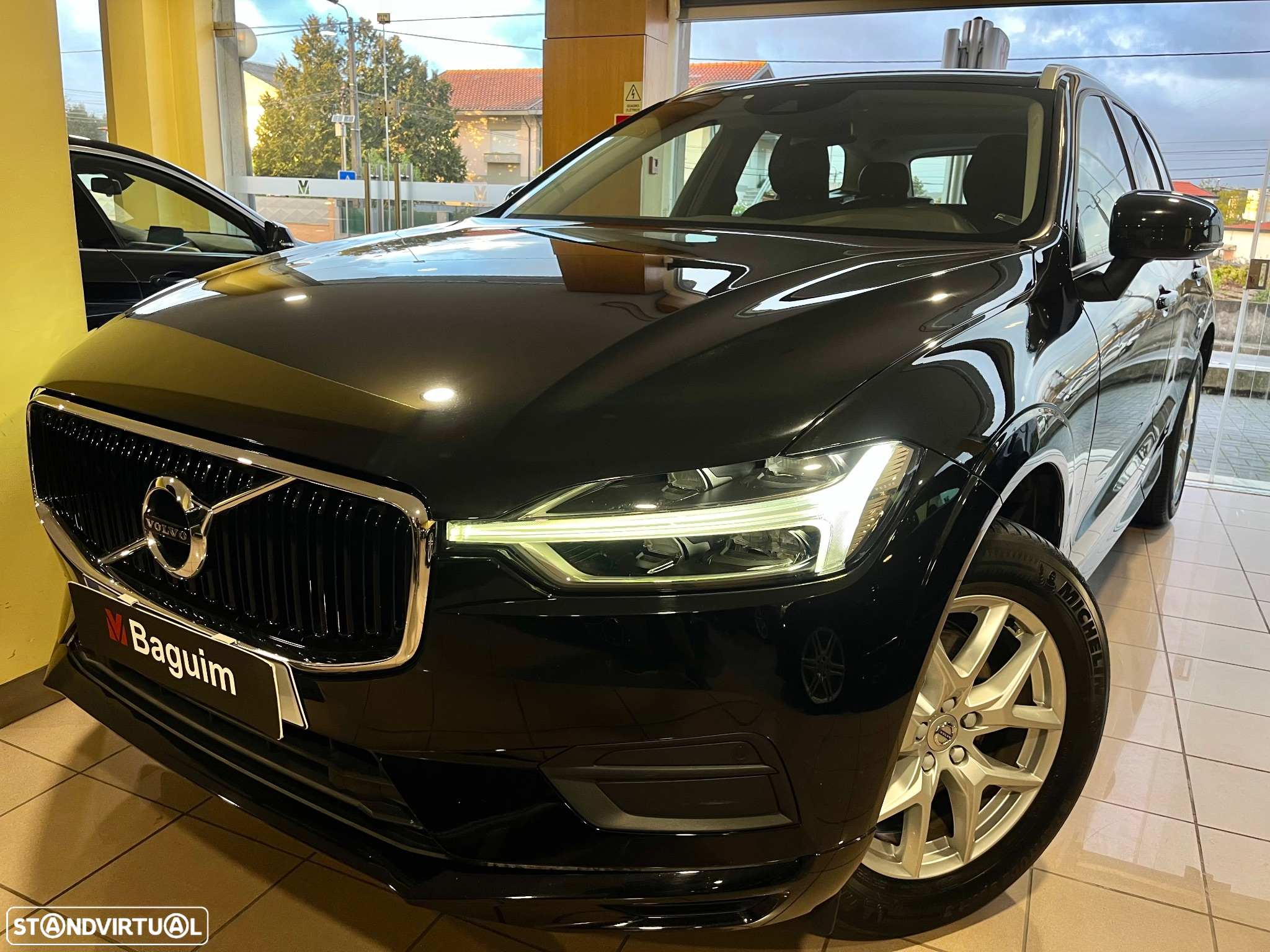Volvo XC 60 2.0 D4 Momentum AWD Geartronic - 19