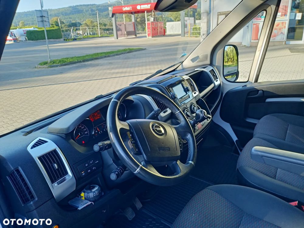 Opel Movano - 12