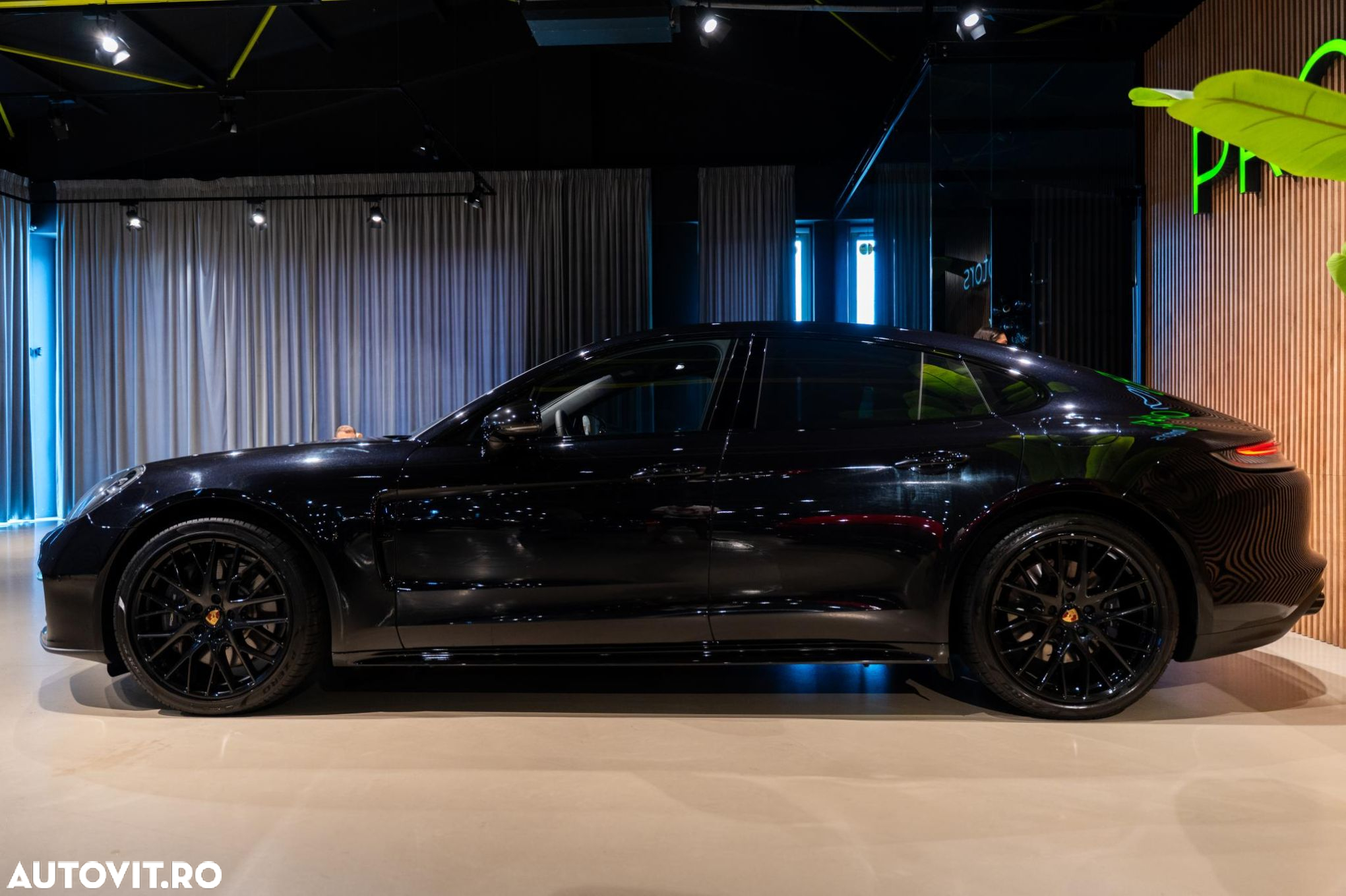 Porsche Panamera - 9
