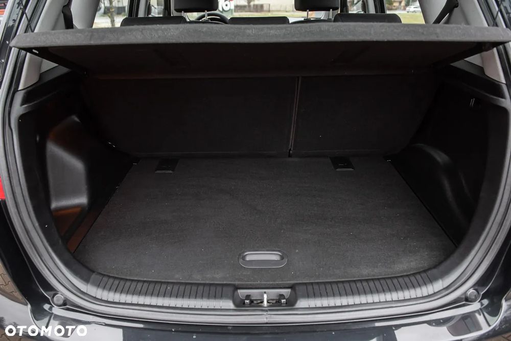 Kia Venga 1.6 CVVT ISG Spirit - 25