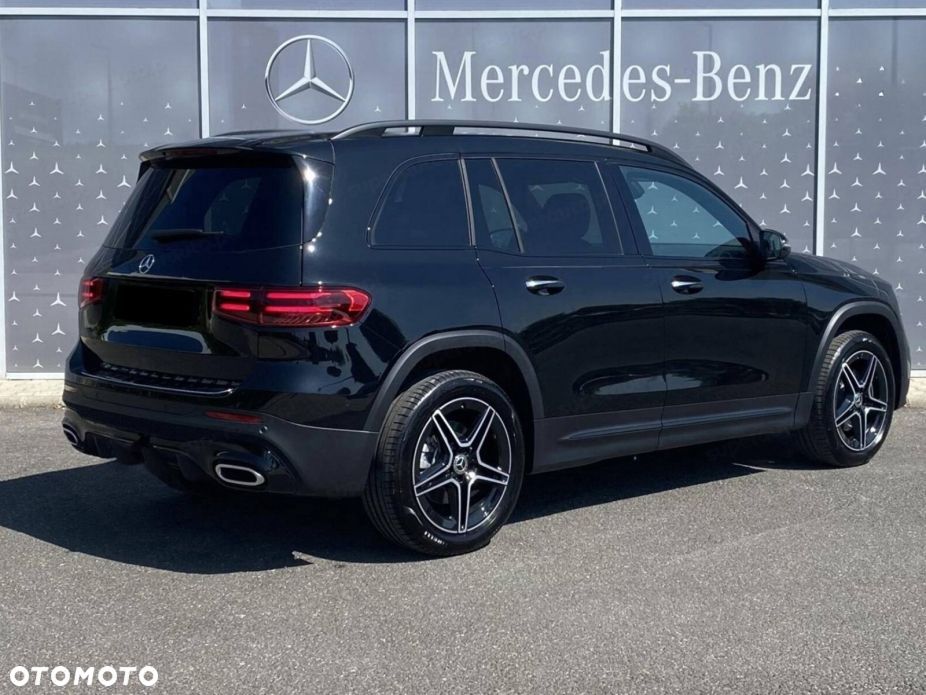 Mercedes-Benz GLB 200 AMG Line 7G-DCT - 2