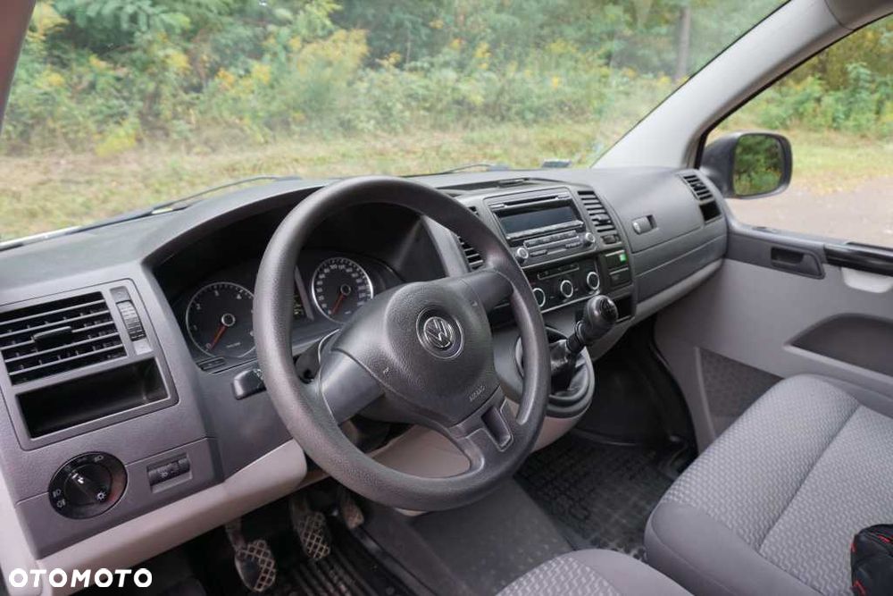Volkswagen T5 - 9