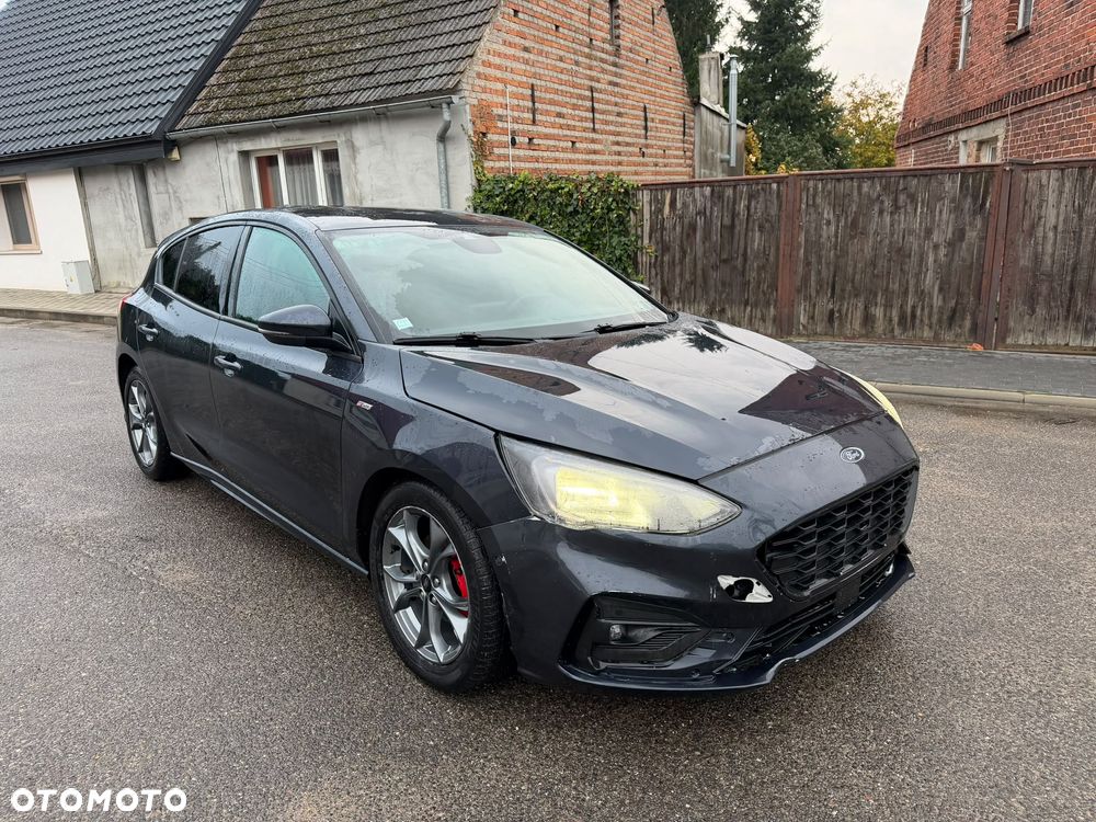 Ford Focus - 1