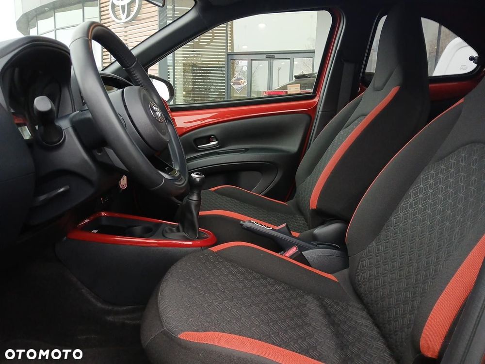 Toyota Aygo X - 16