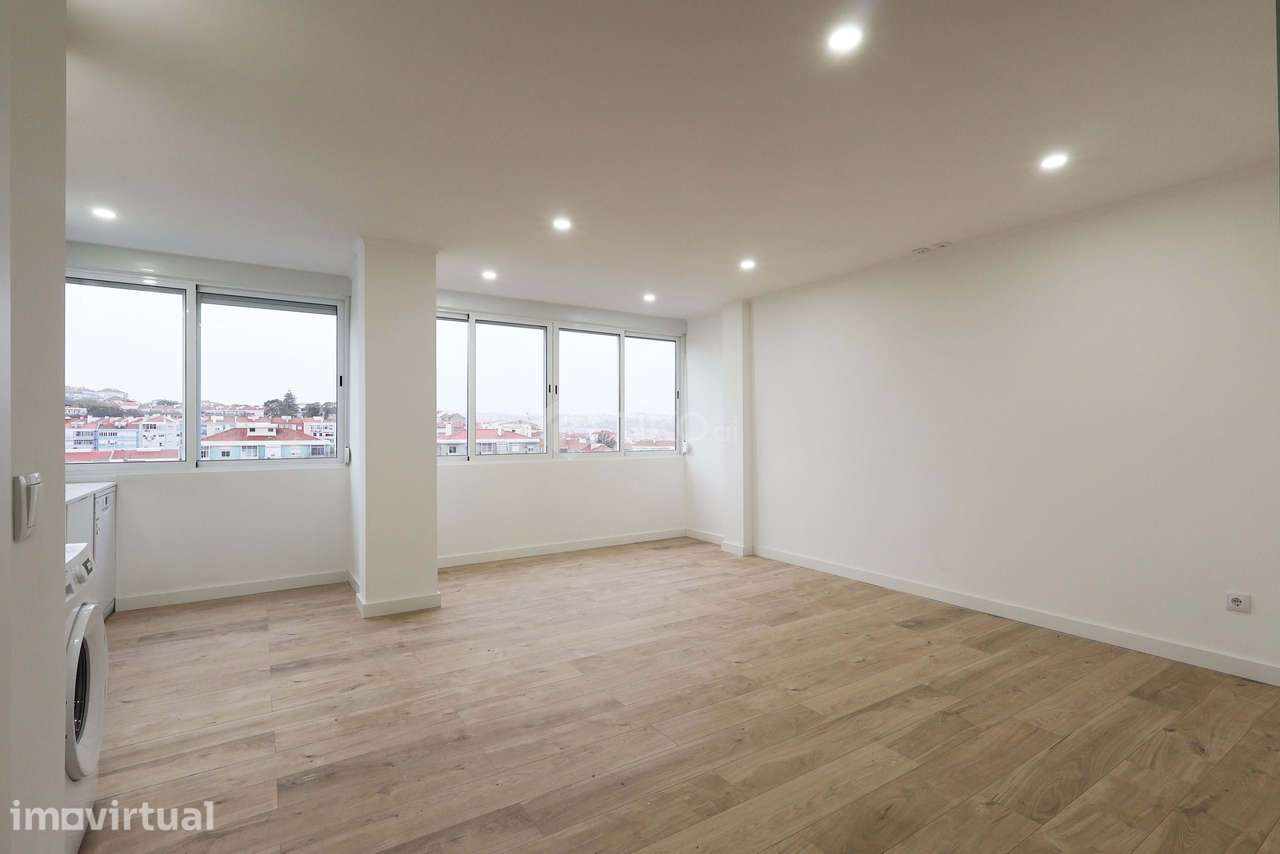 T4 TOTALMENTE REMODELADO NA DAMAIA – PRONTO A HABITAR | LOCALIZAÇÃO E - Grande imagem: 4/33