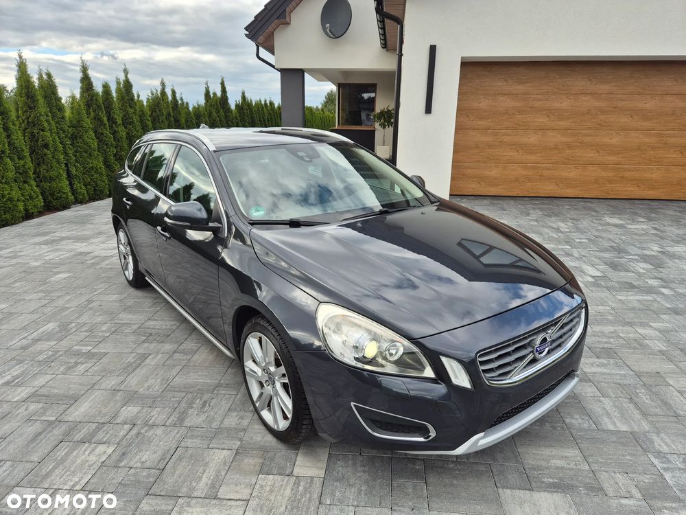 Volvo V60 T4 Summum - 23