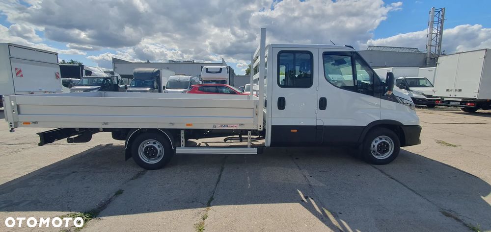 Iveco 35S18HD DOKA 7 OSÓB OKAZJA hak gratis - TANIO !! WYPRZEDAŻ - 3