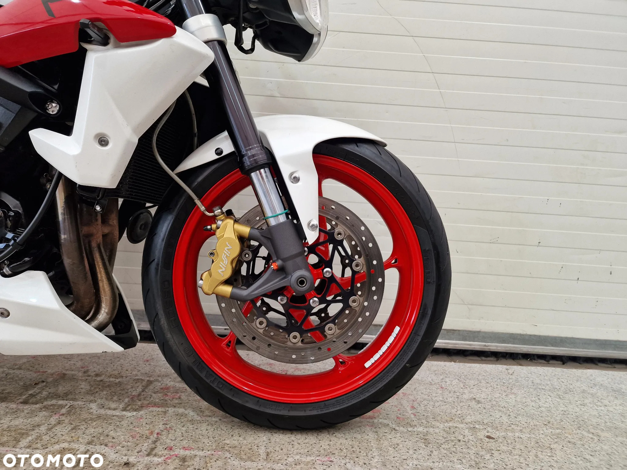 Triumph Street Triple - 23