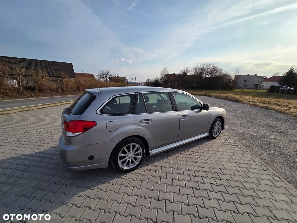 Subaru Legacy - 4