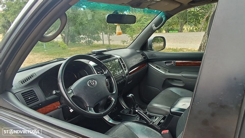 Toyota Land Cruiser 3.0 D-4D Pack CA - 10