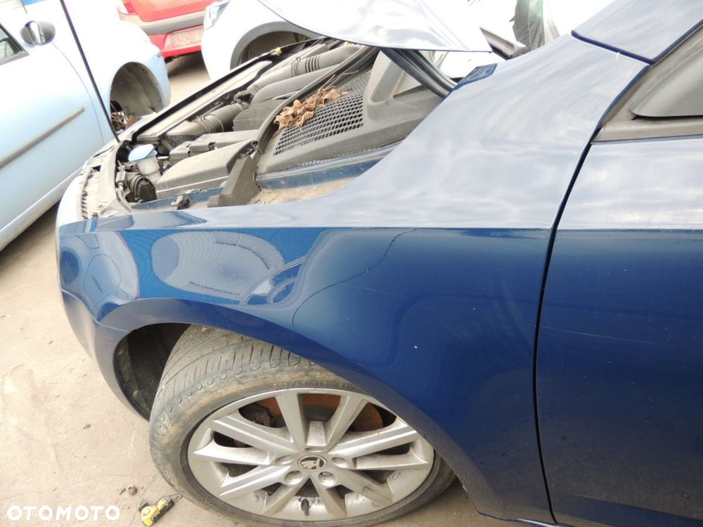 Ćwiartka nadwozia lewy przód SKODA Octavia III '13 - 1