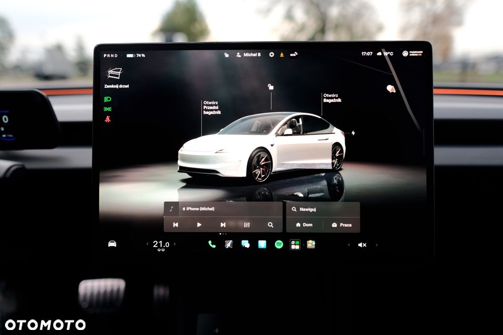 Tesla Model 3 Performance AWD - 10