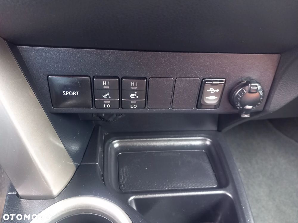 Toyota RAV4 2.2 D-4D 4x4 Executive - 27