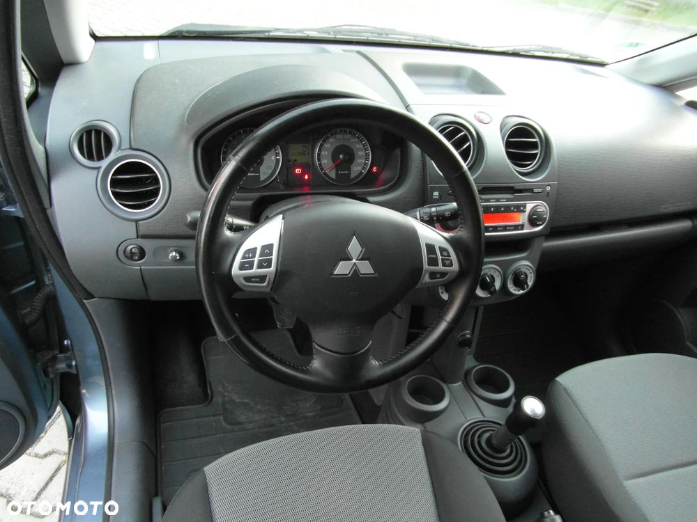 Mitsubishi Colt 1.3 Motion Plus - 22