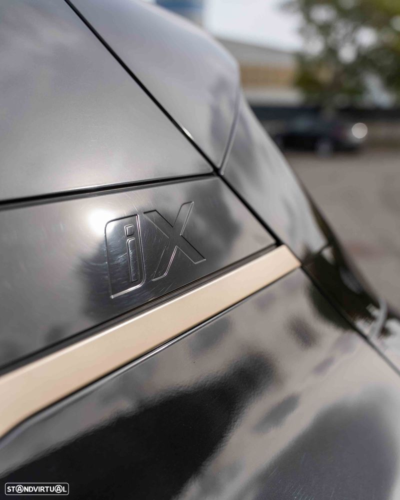 BMW iX xDrive40 - 33