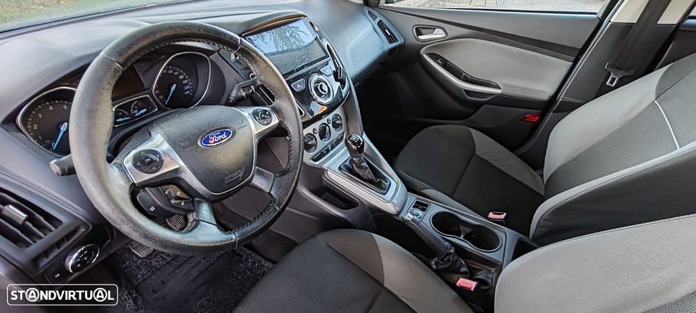 Ford Focus 1.0 EcoBoost 99g S&S Titanium - 25